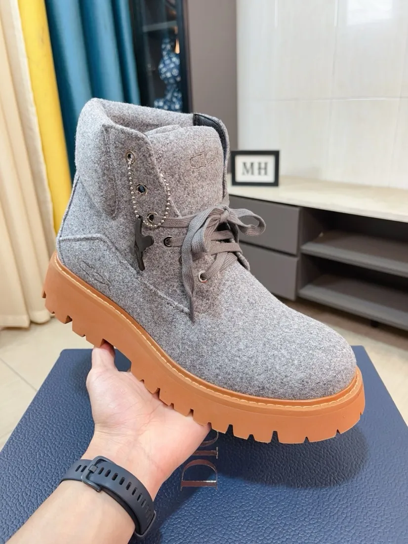 Men's shoes 💰580🌹🌹[Dior] Dior's new high-top imported nubuck leather ➕ cowhide lining, designed by European and American masters, perfect shape to create counter quality, solid color raw and wear-resistant outsole, original quality, unique and beautiful design, super versatile and very comfortable. High-end without losing taste, fashionable, cold-proof and warm! Absolute focus 39-44 size 38 45 customized